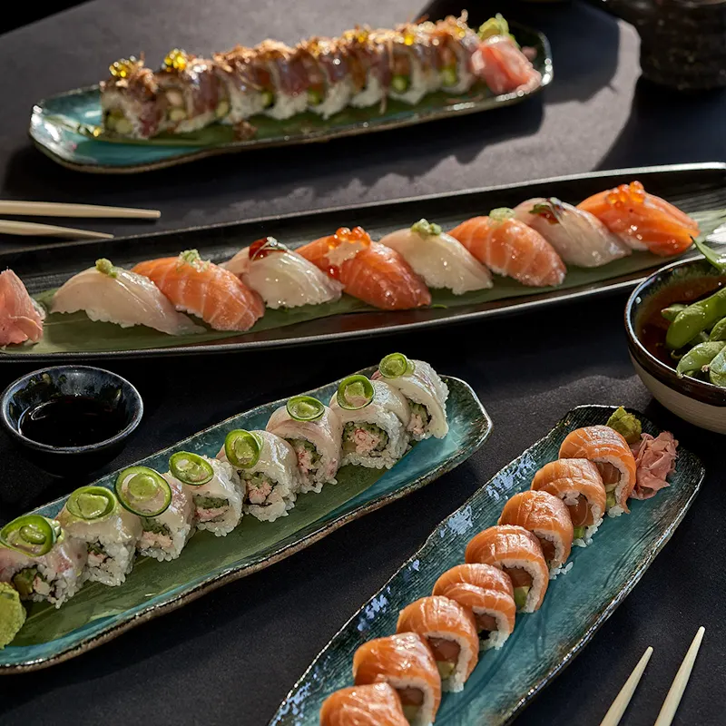 Nigiri tokusen, spicy tuna, hamachi rolls from Akai Brussels. Japanese-Mediterranean fusion rooftop restaurant. Maki rolls, nigiri.