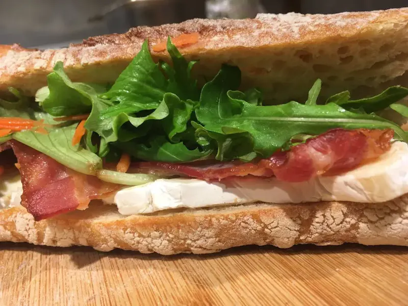 Image of Brød Louise