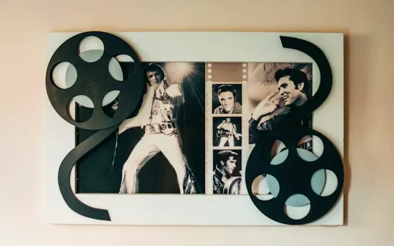 Framed artwork featuring elvis presley and film reels | Photo by Ivett M, on https://unsplash.com/@ivett_m?utm_source=CentralApp&utm_medium=referral