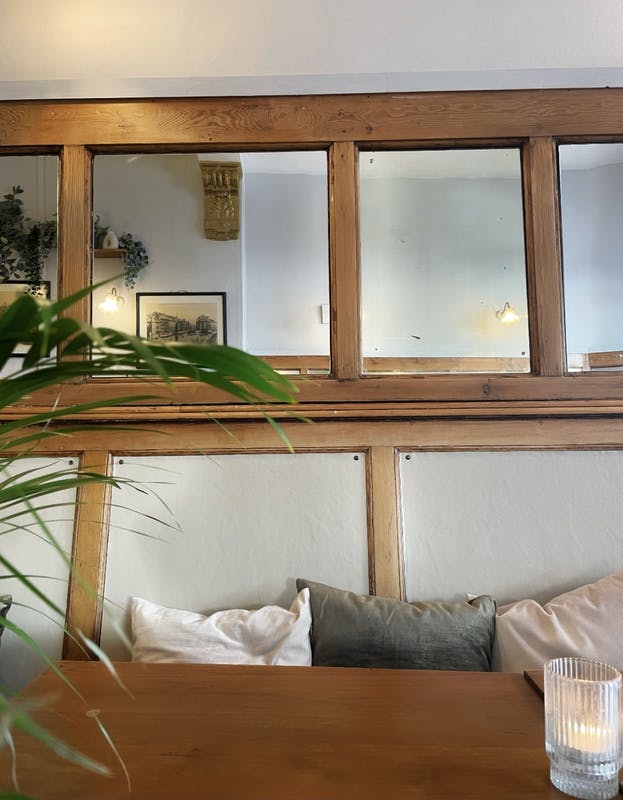 Image of Todt's Café