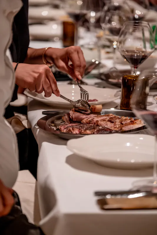 Fotografía de Restaurant Rotisse 1365x2048_gallery_9cbbb36f46b5490cba03f58e06fb1705.webp