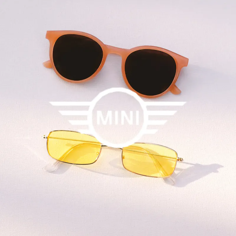 Mini eyewear Mini eyewear