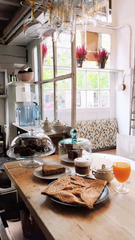 Image of CAFE MAMUKA