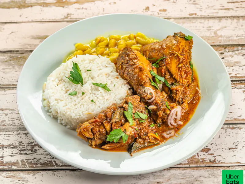 Découvrez le Massalé à Morre chez Ô Gayar. Plat créole épicé, savoureux et fait maison, disponible à emporter.