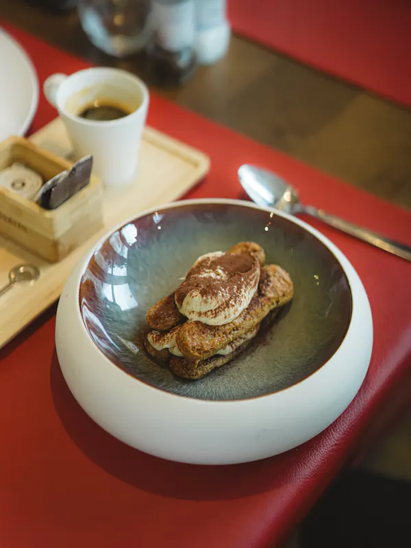 tiramisu préparé en salle