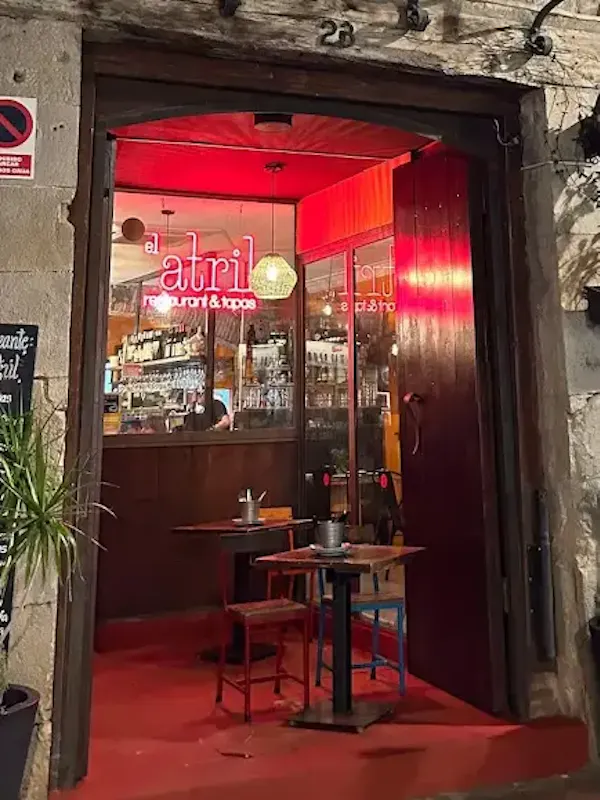 Looking for a place to enjoy great tapas? We’re waiting for you at EL ATRIL. Looking for a place to enjoy great tapas? We’re waiting for you at EL ATRIL.