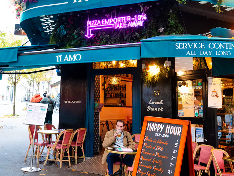 At Place d’Italie, Ti Amo invites you to enjoy Italy on the terrace with indulgent pasta, authentic pizzas and iconic cocktails.