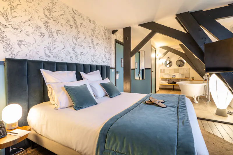 Cuty Room
