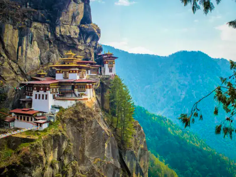 Gruppo da Perugia, Tour del Bhutan dal 17 al 27 settembre 2026