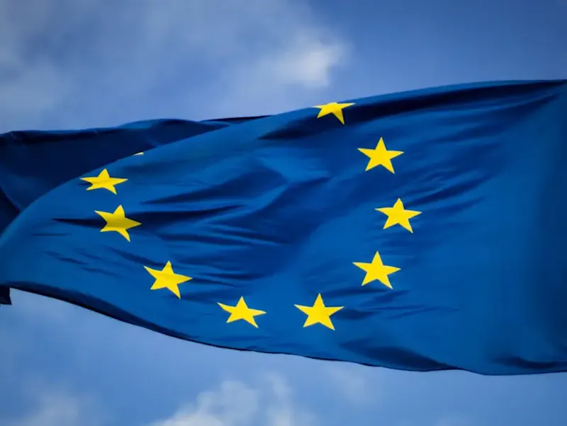 Expats in Brussels: protect your rights with Iustica.be for contracts, leases, and commercial or contractual disputes.