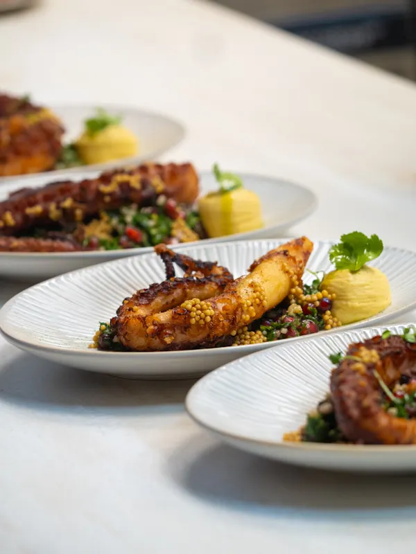 Geniet van een gastronomische pauze in restaurant Zeyya