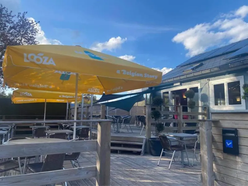 Image of Le Court Tournant