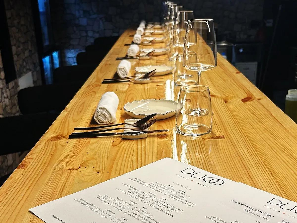 DUOO Gastro Theatre